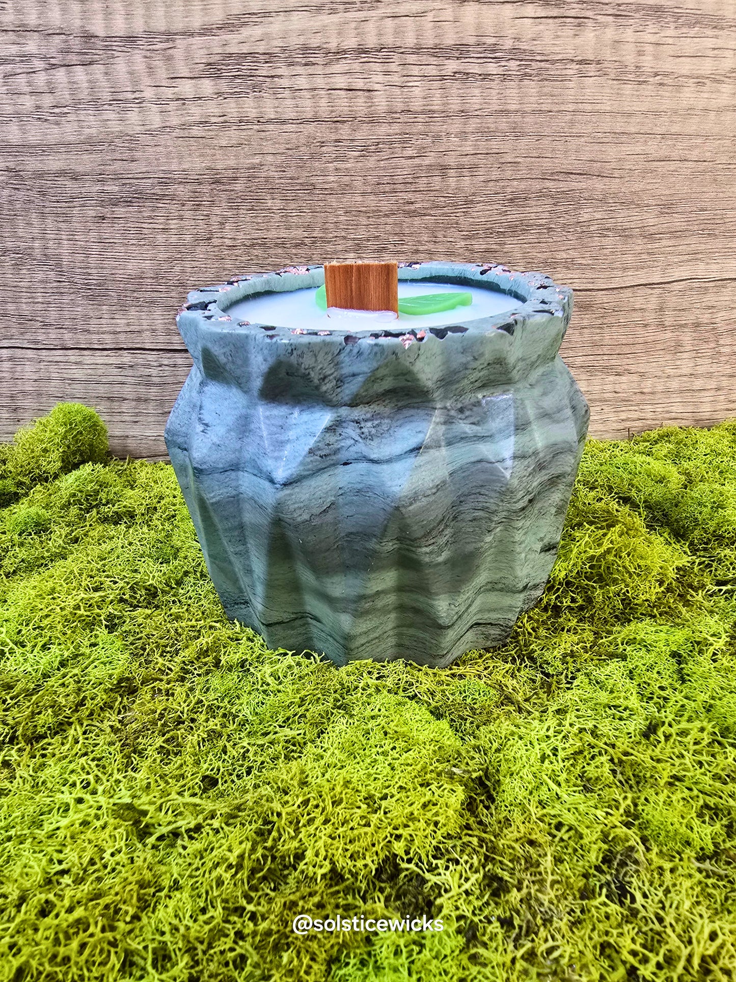 Minted Energy Candle – clean mint, citrus, and herb scent in concrete jar with coconut apricot wax.