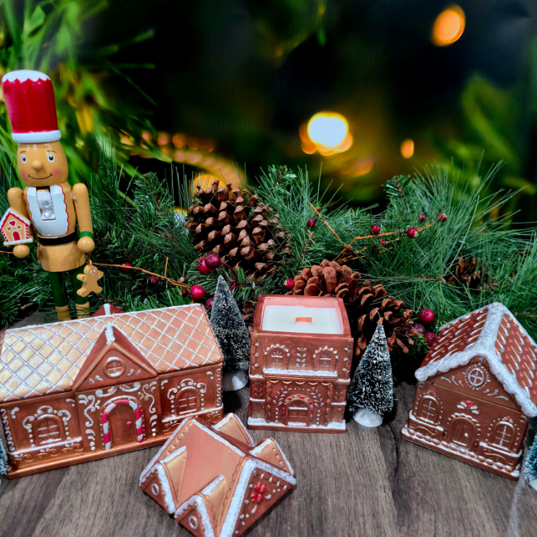 Gingerbread House Candles Limited Holiday Edition